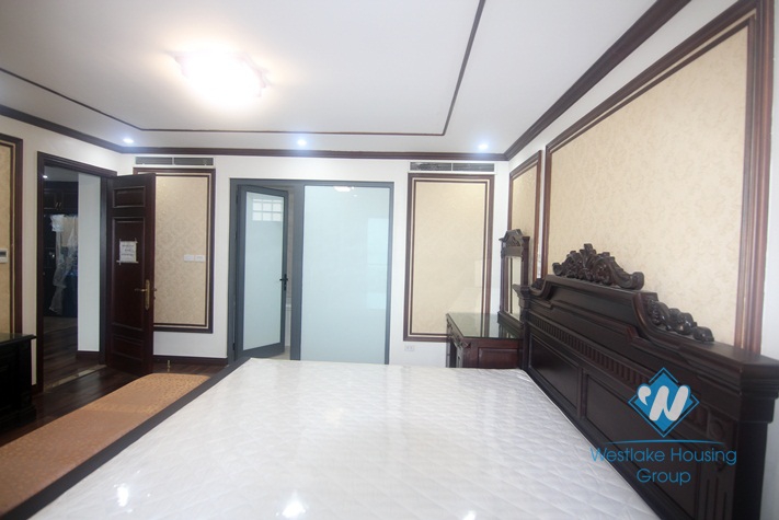 High quality 02 bedrooms apartment for rent in Tay Ho area.